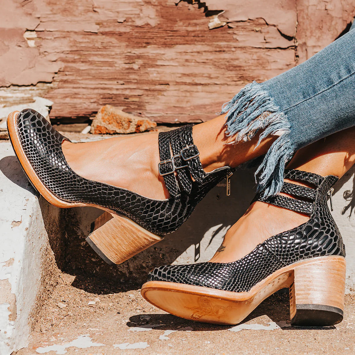 Ginevra™ | Multi-strap pumps with a chunky heel