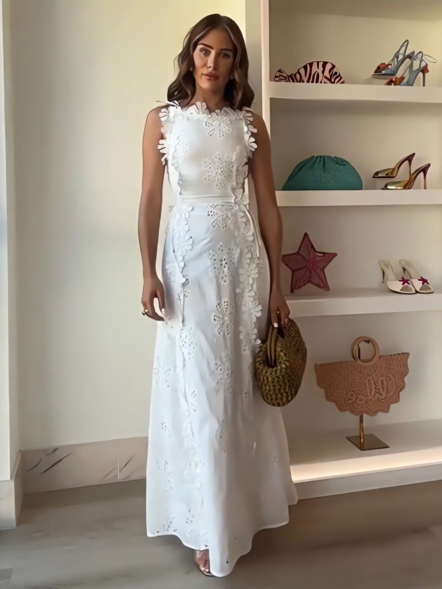 Éliora – Long dress with knotted straps and lace floral pattern