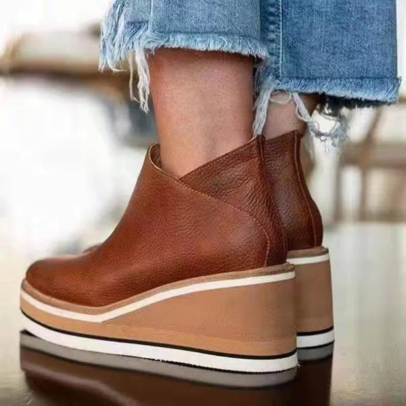 Layla™ - Stylish Leather Boots