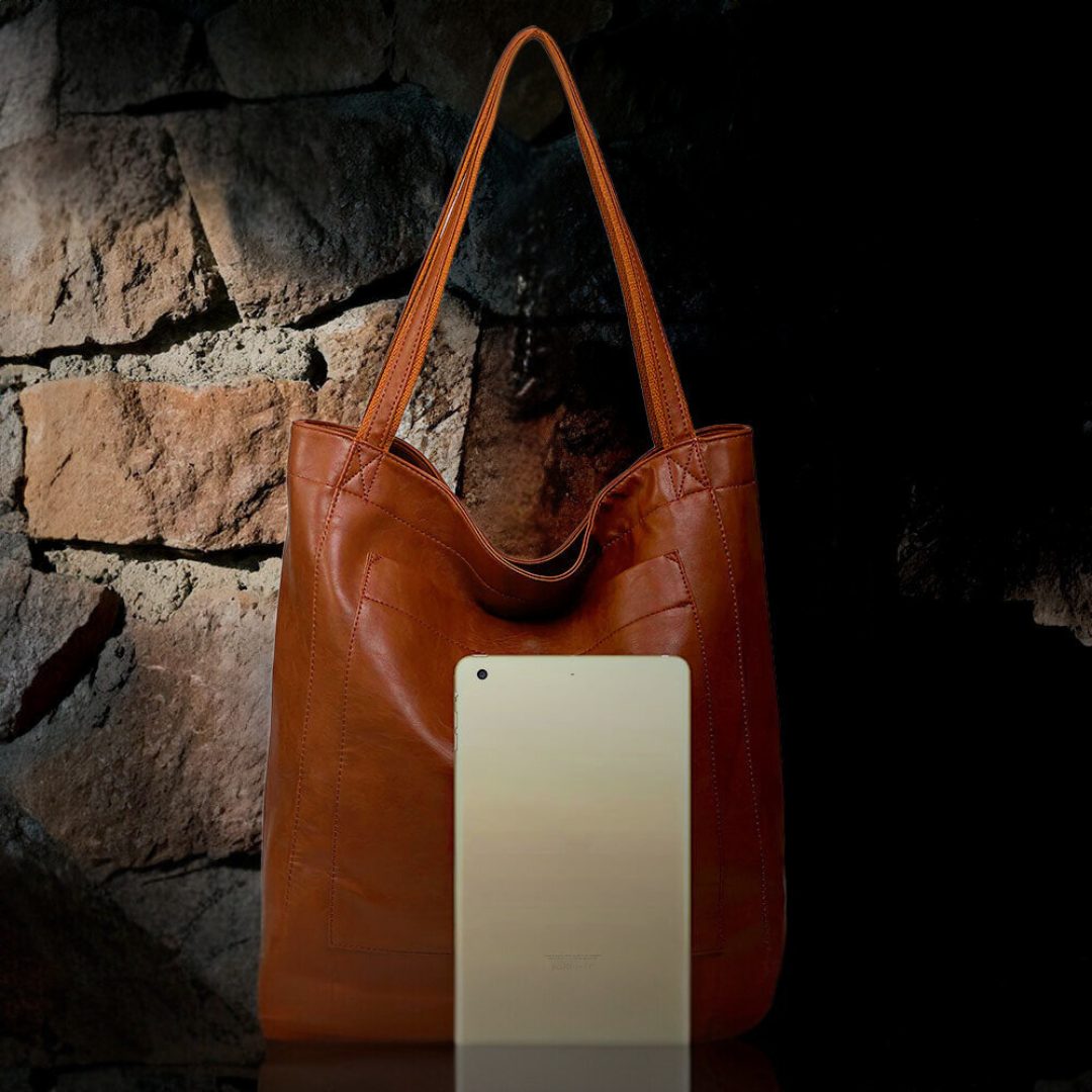 Lorena | Modern chic and stylish handbag
