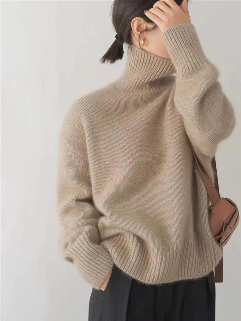 Isabella - Roll Neck